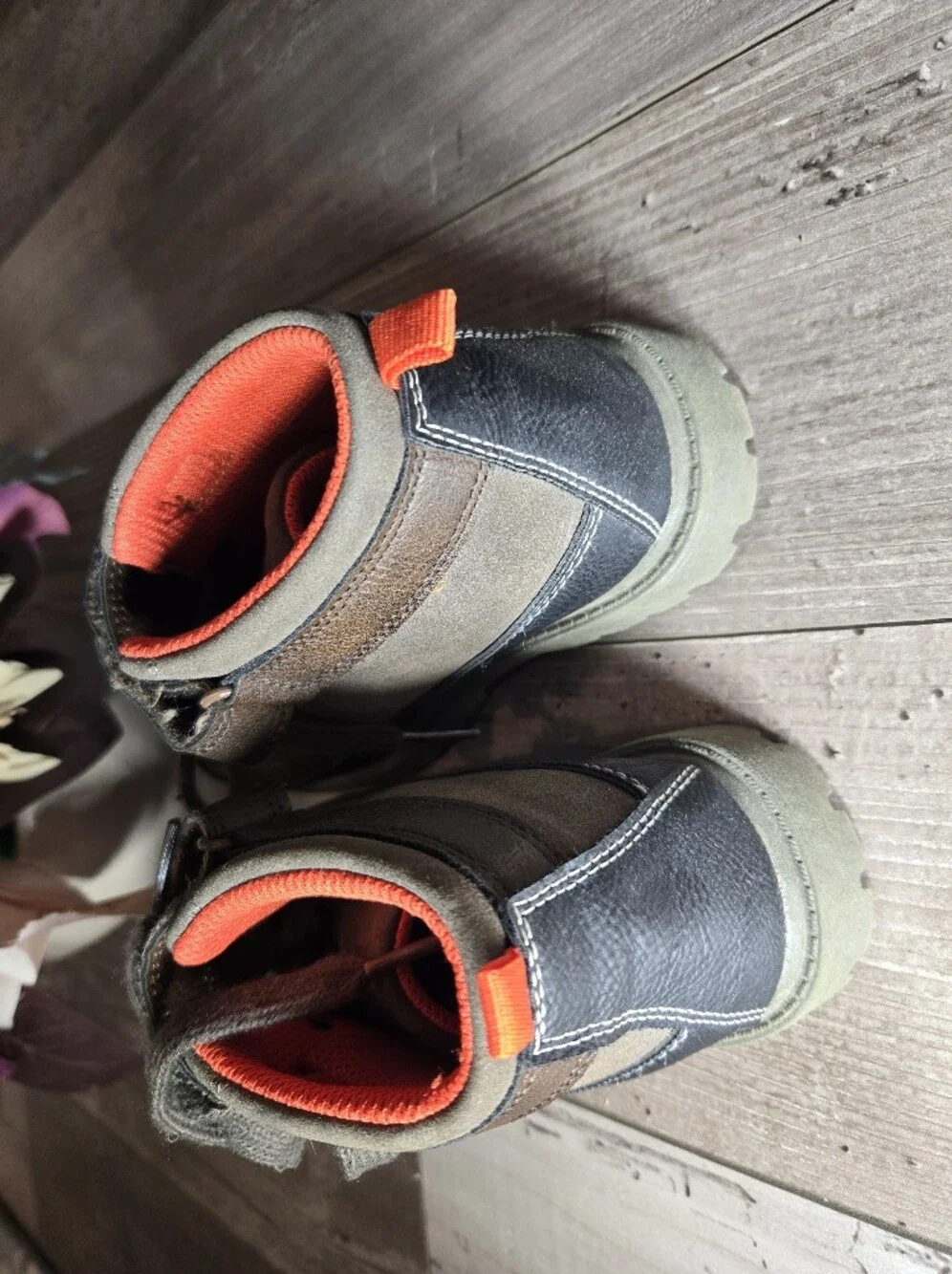 Carter’s Boys Size 12 Ronald Beige & Black Outdoor Boots